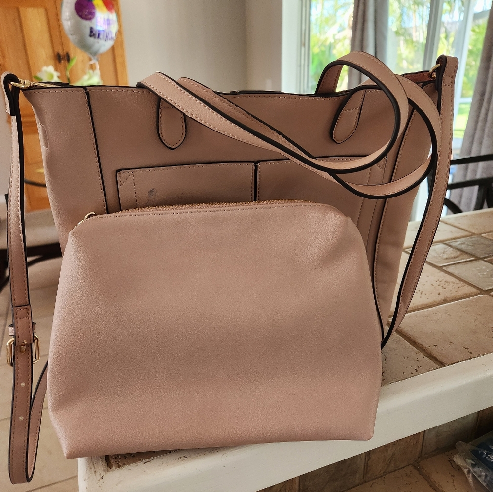 Steve Madden Pink Shoulder Bag Stylish and Spacious